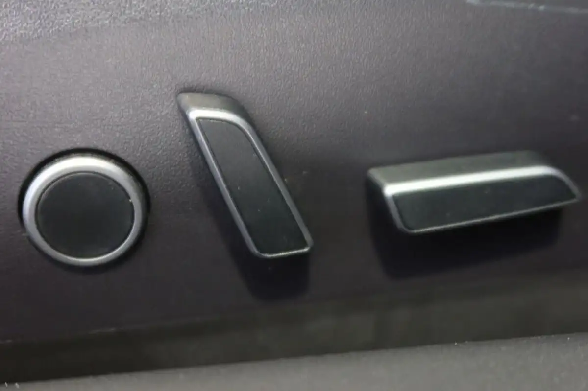 2021-tesla-model-3-e-standard-plus-big-12