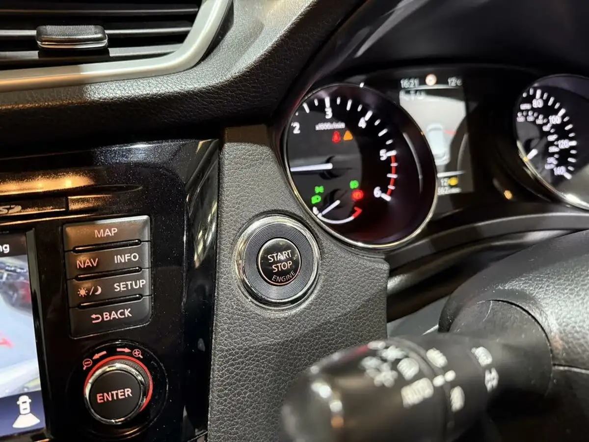 2017-nissan-qashqai-15dci-tekna-big-41