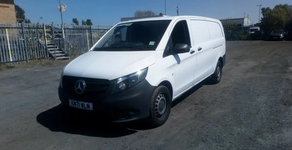 2021-mercedes-benz-vito-20cdi-116-progressive-l3-160bhpeu6dt-panel-big-9