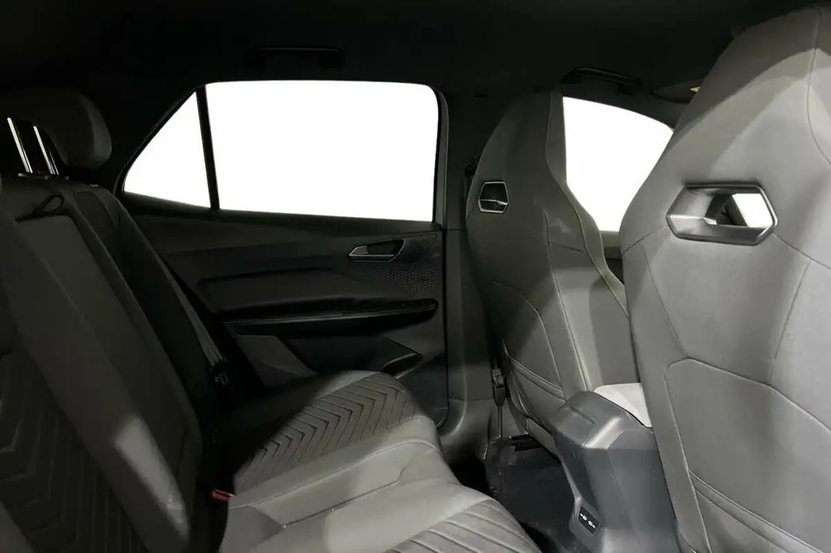 2022-cupra-born-e-v2-230ps-58kwh-e-boost-big-9
