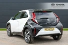 2024-toyota-aygo-x-10-vvt-i-edge-small-3