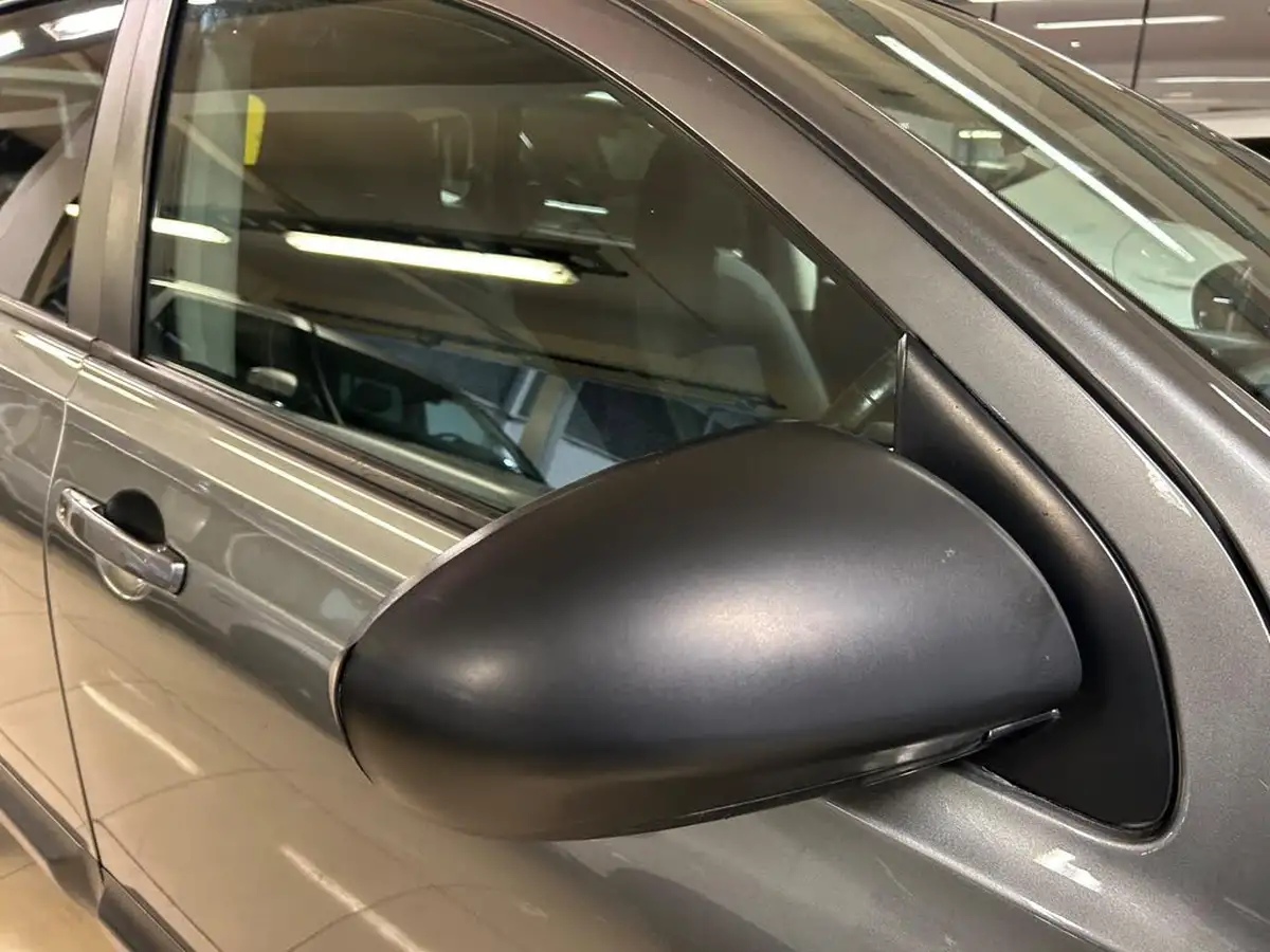 2011-nissan-qashqai2-15td-n-tec-big-8