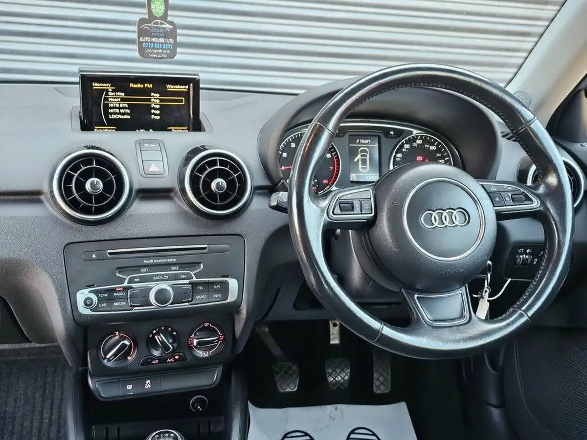 2017-audi-a1-10-tfsi-sport-hatchback-3d-big-3