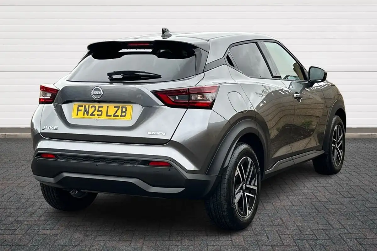 2025-nissan-juke-16-hybrid-n-connecta-big-12