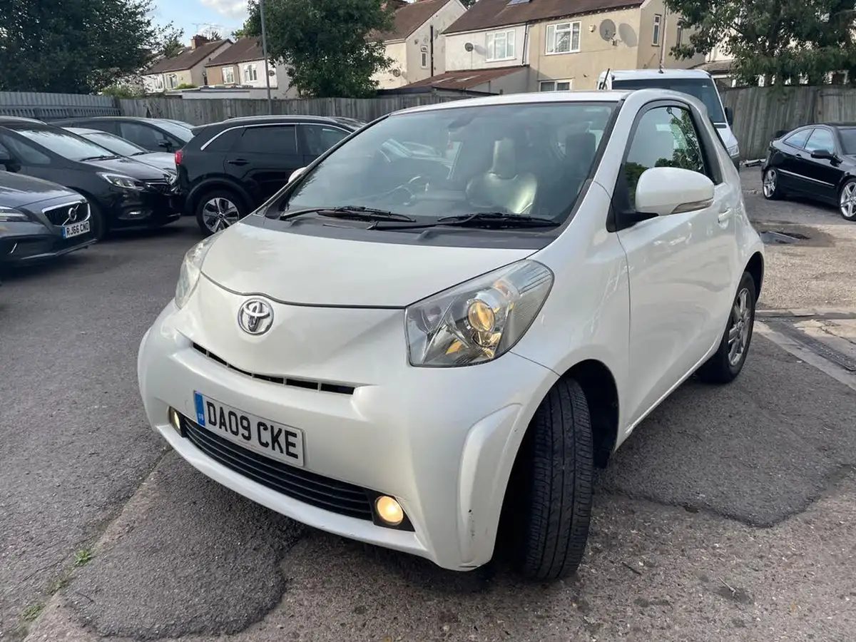 2009-toyota-iq-10-2-big-55