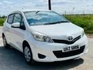 2015-toyota-yaris-small-0