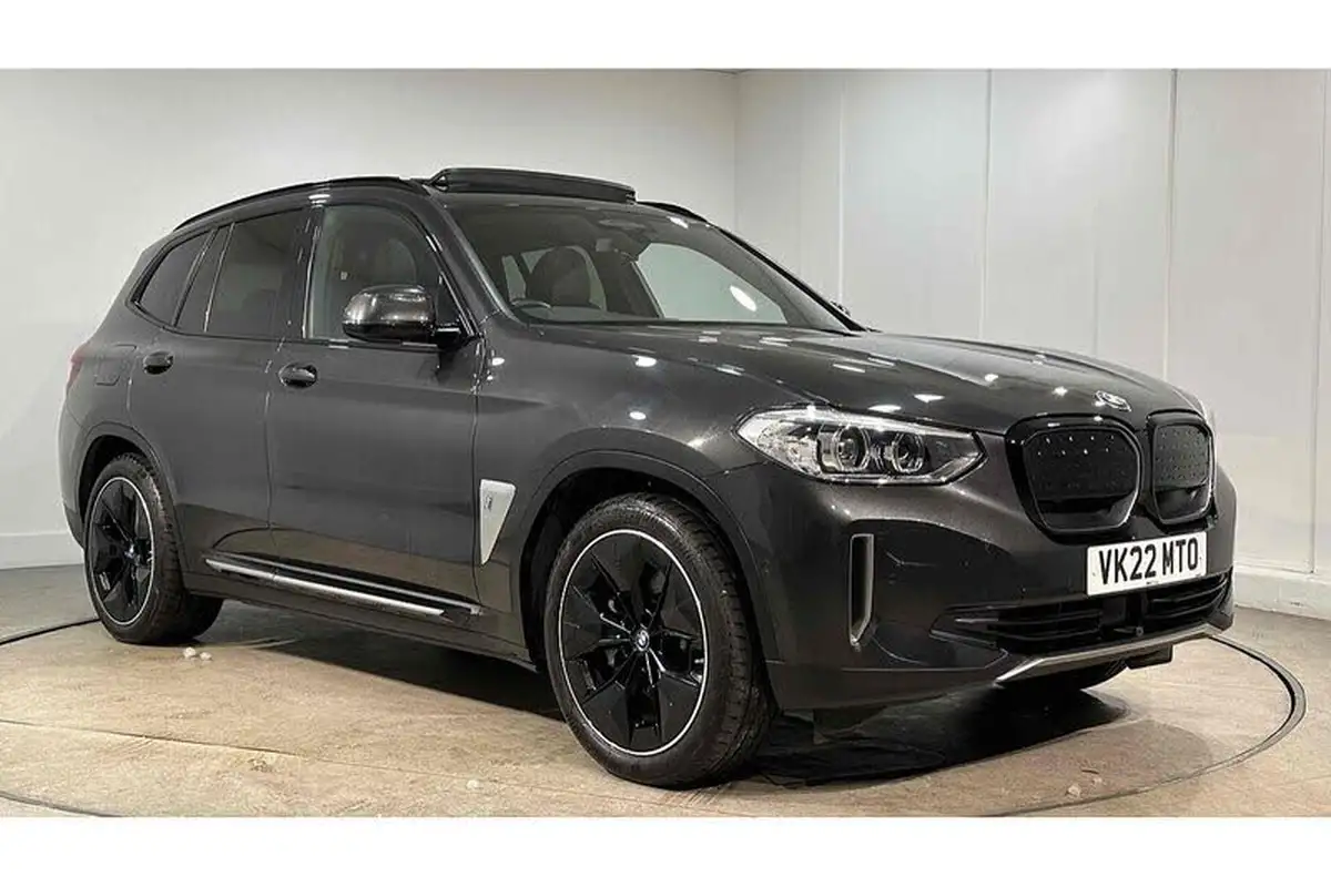 2022-bmw-ix3-e-premier-edition-big-10