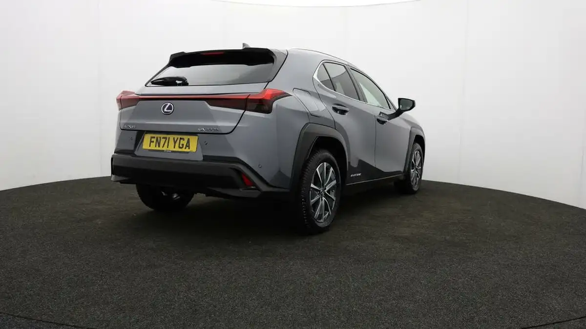 2021-lexus-ux-300e-e-ux-big-77