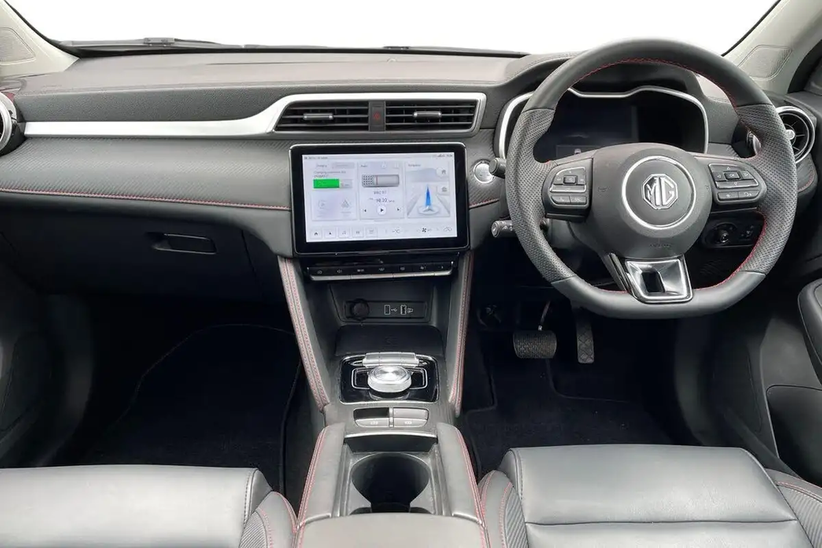 2024-mg-zs-suv-e-trophy-connect-ev-156ps-long-range-big-8
