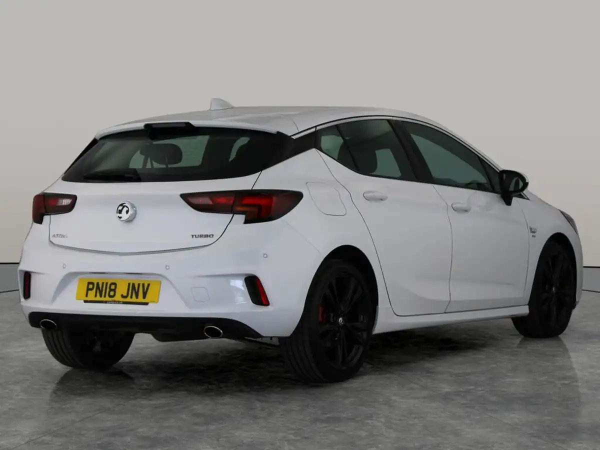 2018-vauxhall-astra-16i-turbo-sri-vx-line-nav-big-4
