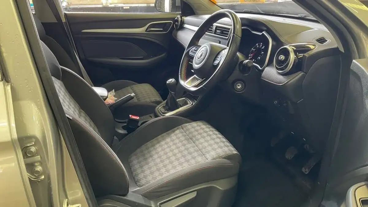 2022-mg-zs-suv-15-vti-tech-excite-big-14