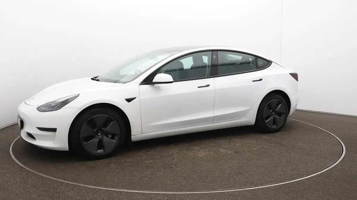 2021-tesla-model-3-e-standard-plus-big-66