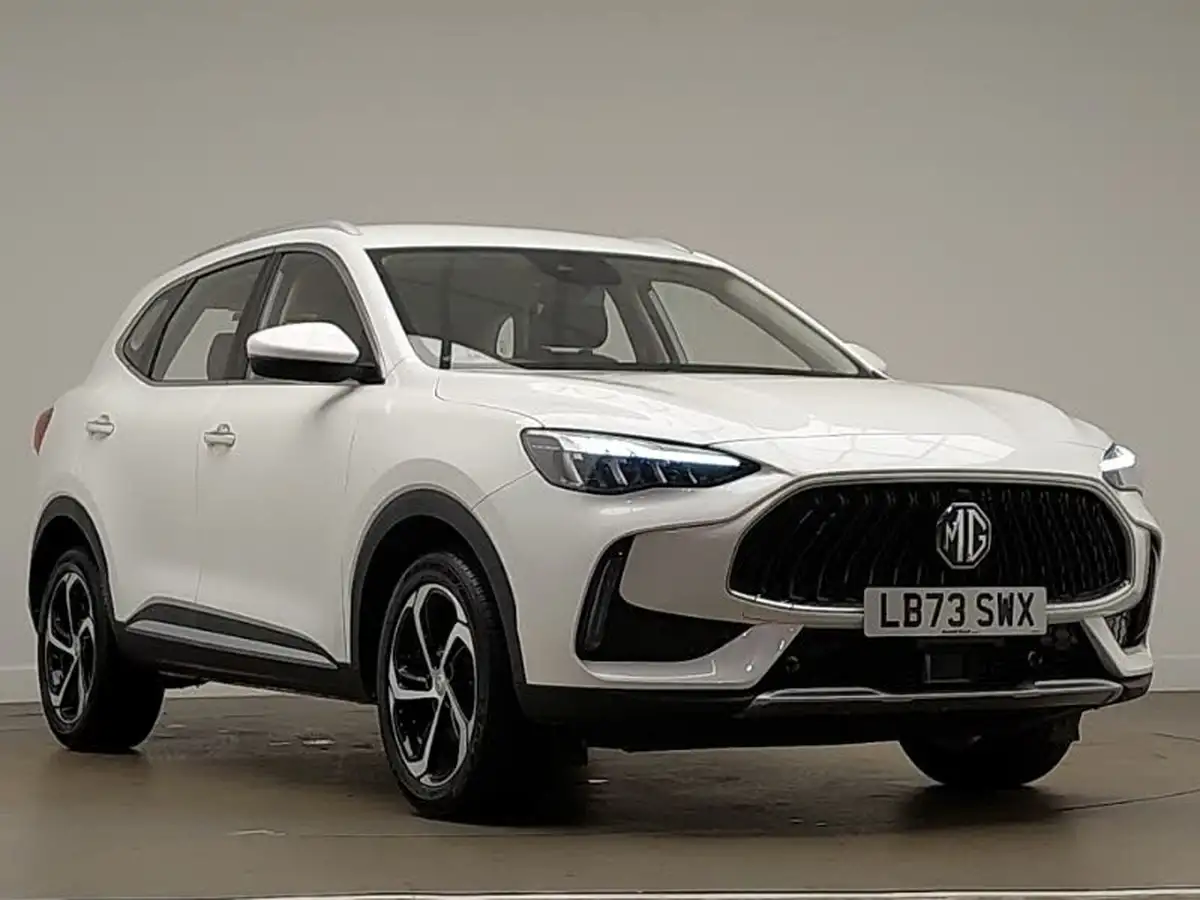2023-mg-hs-15t-gdi-se-162ps-dct-big-0