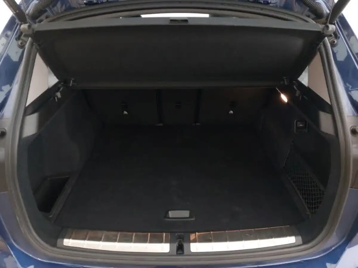 2021-bmw-x1-20-sdrive20i-xline-big-7