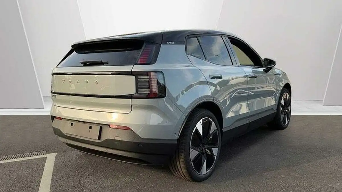 2024-volvo-ex30-e-twin-ultra-big-6