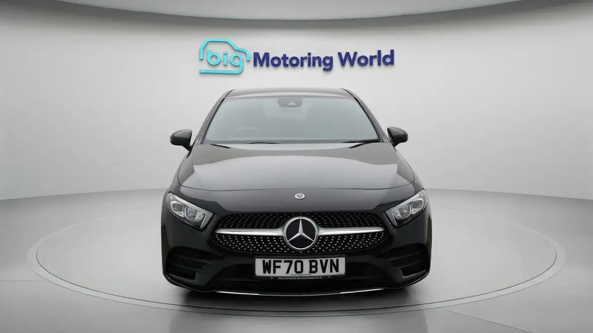 2020-mercedes-benz-a-class-13-a200-amg-line-executive-hatchback-5d-big-2