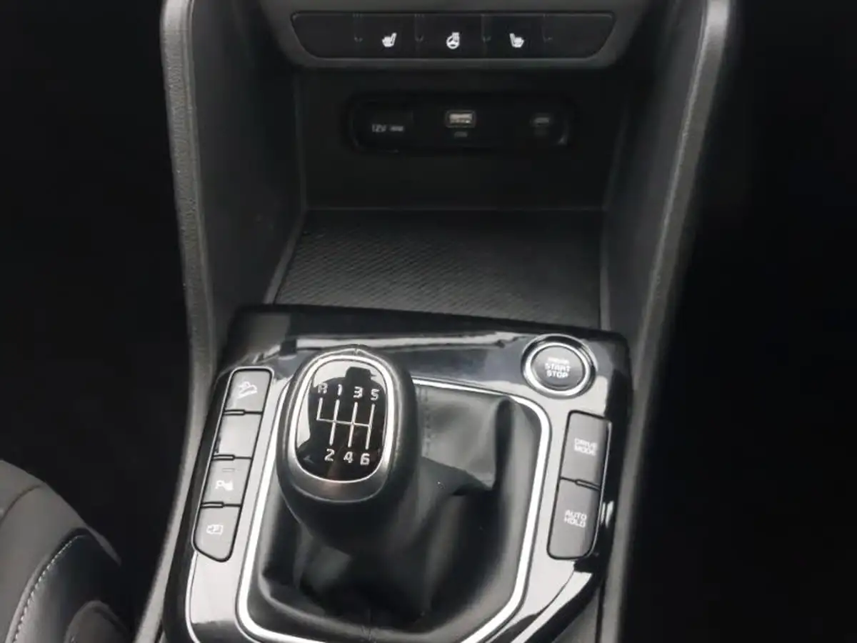 2023-kia-sportage-16-t-gdi-3-148bhp-big-14