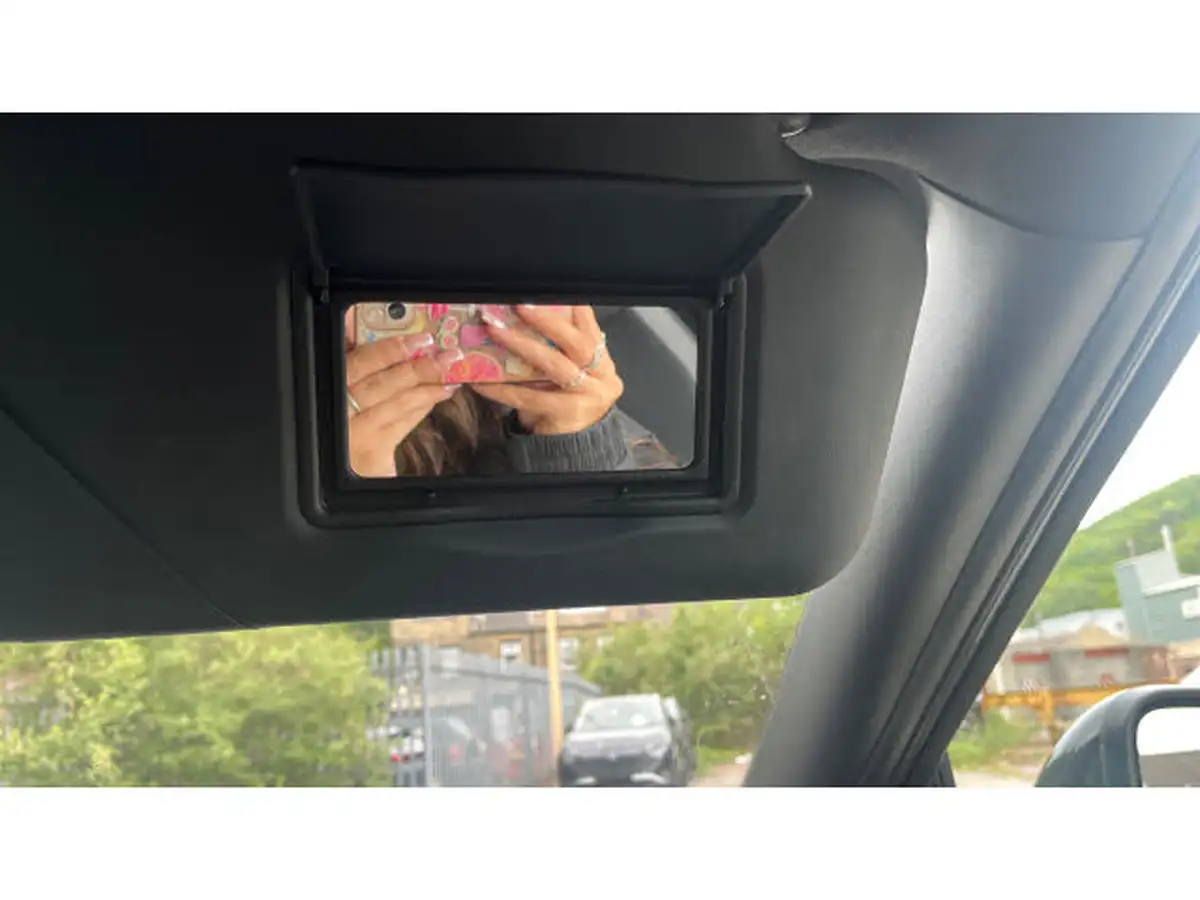 2021-nissan-juke-10-dig-t-n-connecta-dct-big-33