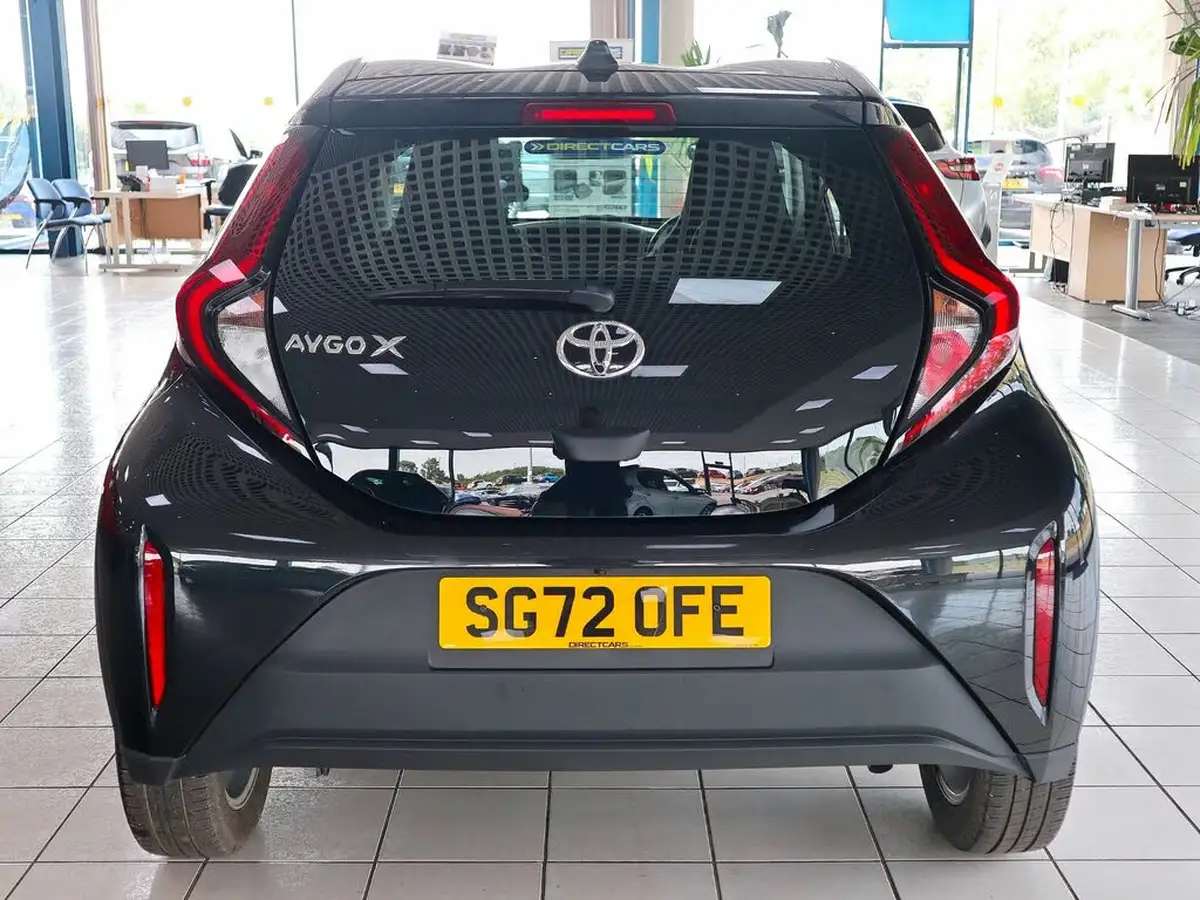 2023-toyota-aygo-x-10-vvt-i-pure-big-7