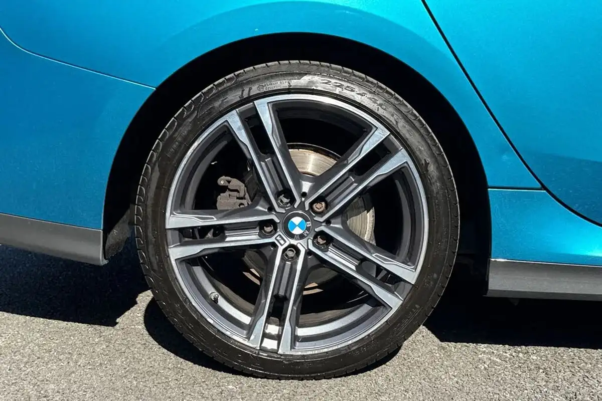 2022-bmw-2-series-15-218i-sport-lcp-coupe-4d-dct-big-10