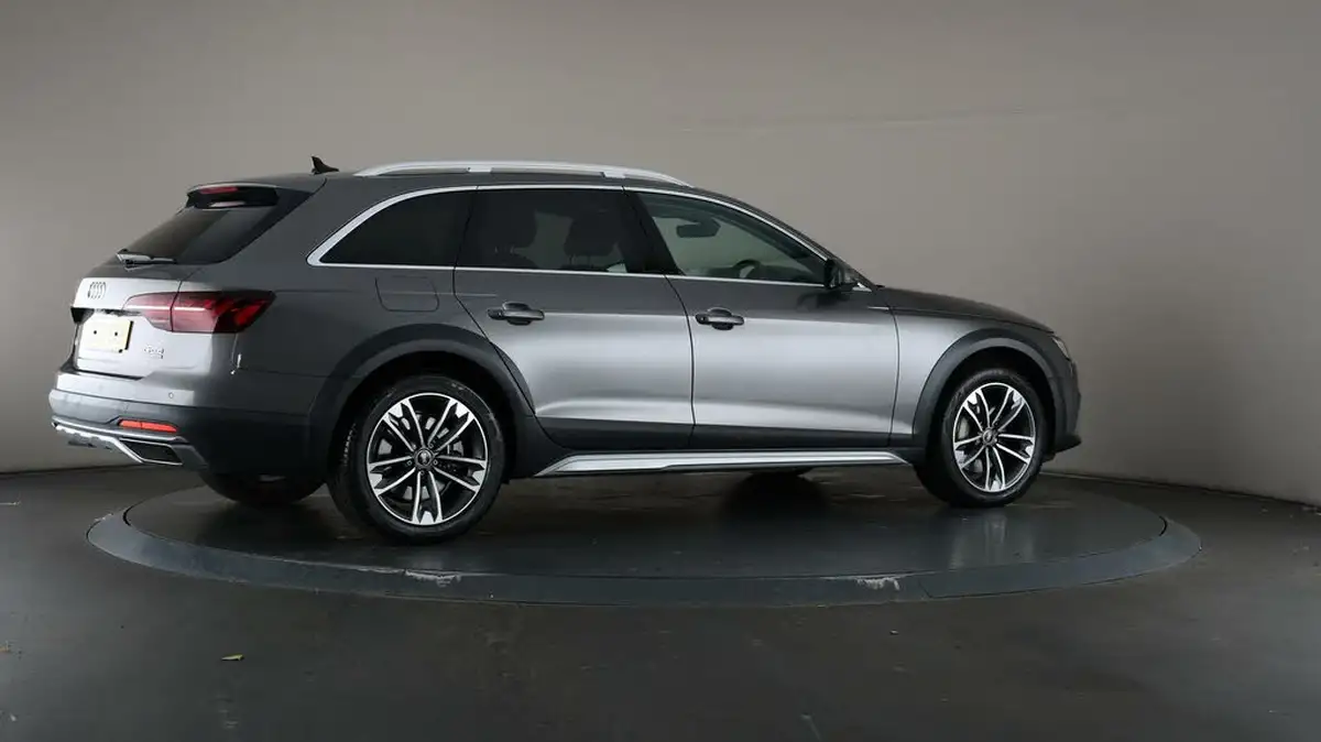 2022-audi-a4-allroad-20-45-tfsi-allroad-sport-big-57