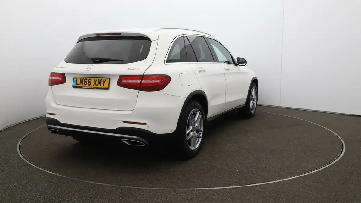2018-mercedes-benz-glc-class-20-glc250-amg-line-ss-station-wagon-5d-big-53