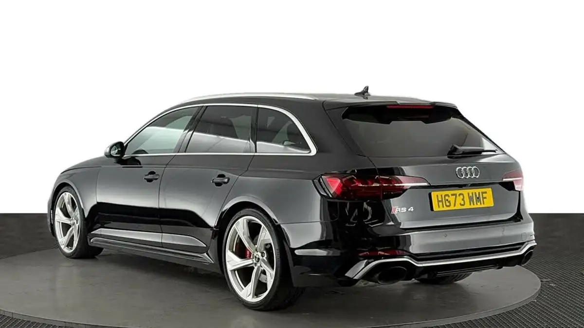 2024-audi-rs4-avant-29-tfsi-big-5
