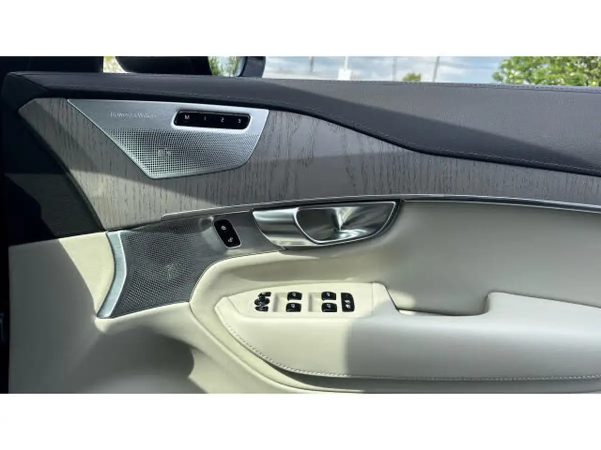 2024-volvo-xc90-20-b6-ultimate-big-14
