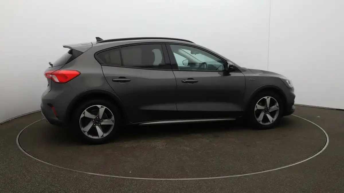 2019-ford-focus-10t-active-hatchback-big-49