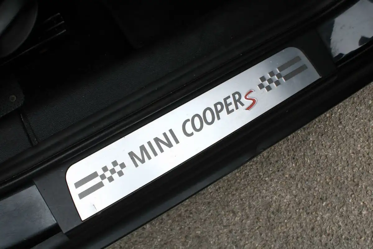 2014-mini-countryman-20td-cooper-sd-143bhp-all4-auto-big-27