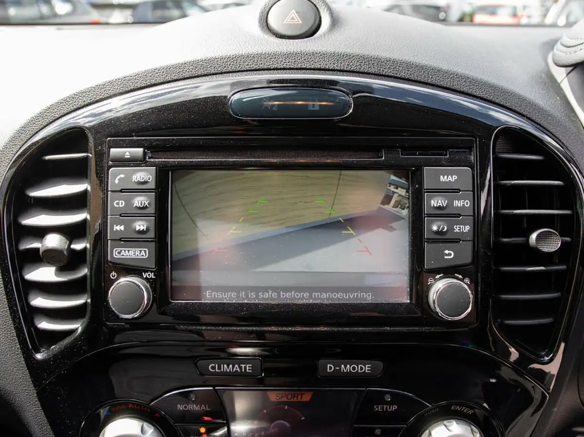 2018-nissan-juke-12-dig-t-bose-personal-edition-big-29