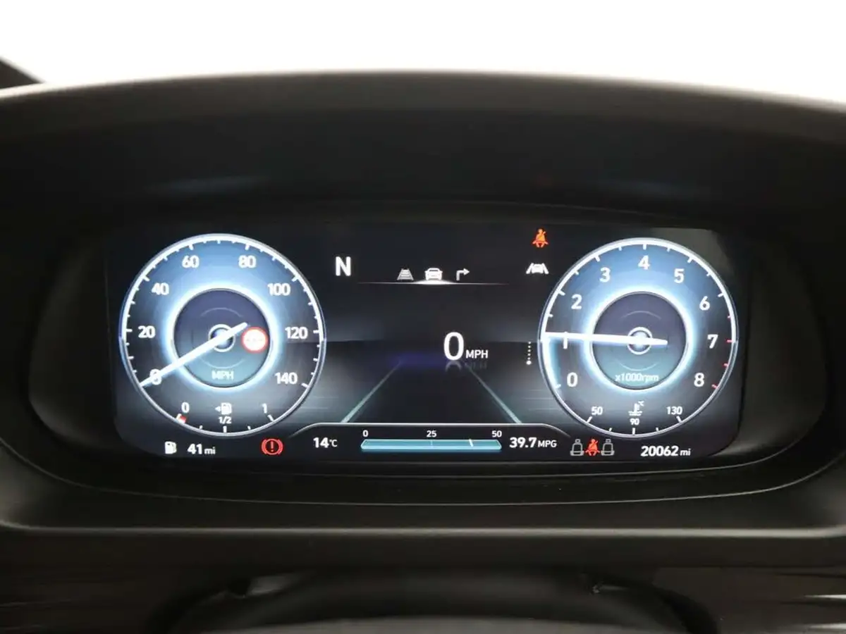 2022-hyundai-i20-10-t-gdi-premium-eclutch-imt-big-10