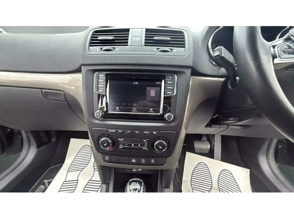 2016-skoda-yeti-outdoor-20tdi-scr-se-l-150ps-4x4-dsg-big-15