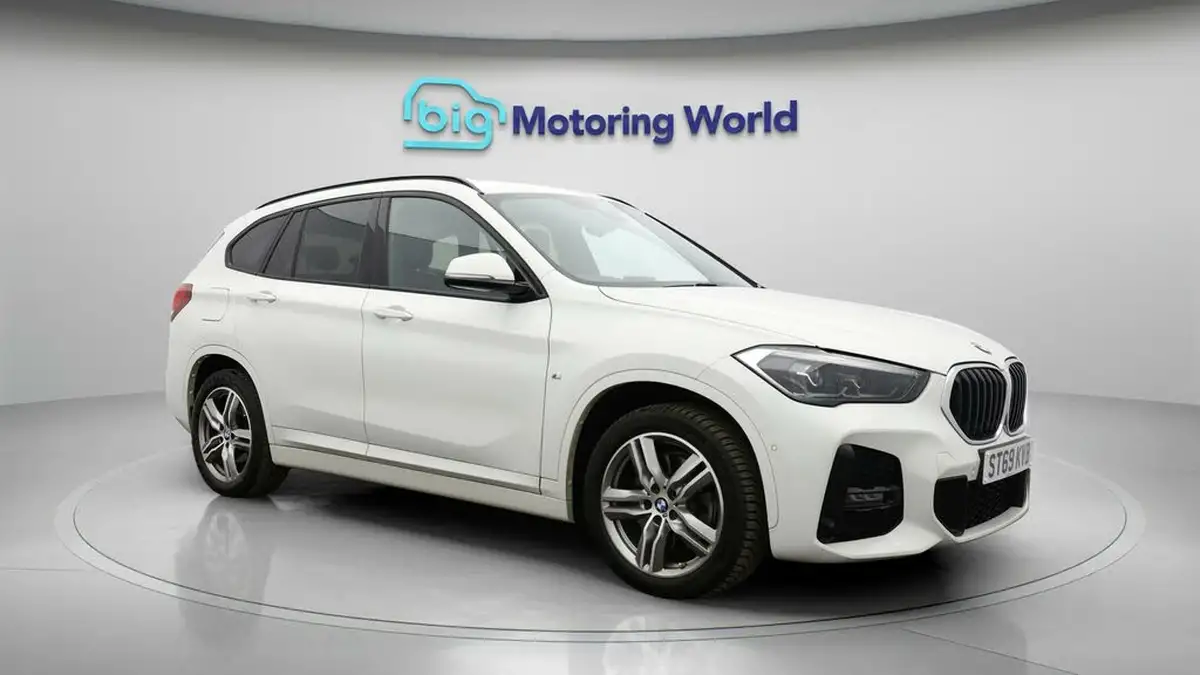2019-bmw-x1-20-sdrive20i-m-sport-plus-pack-big-0