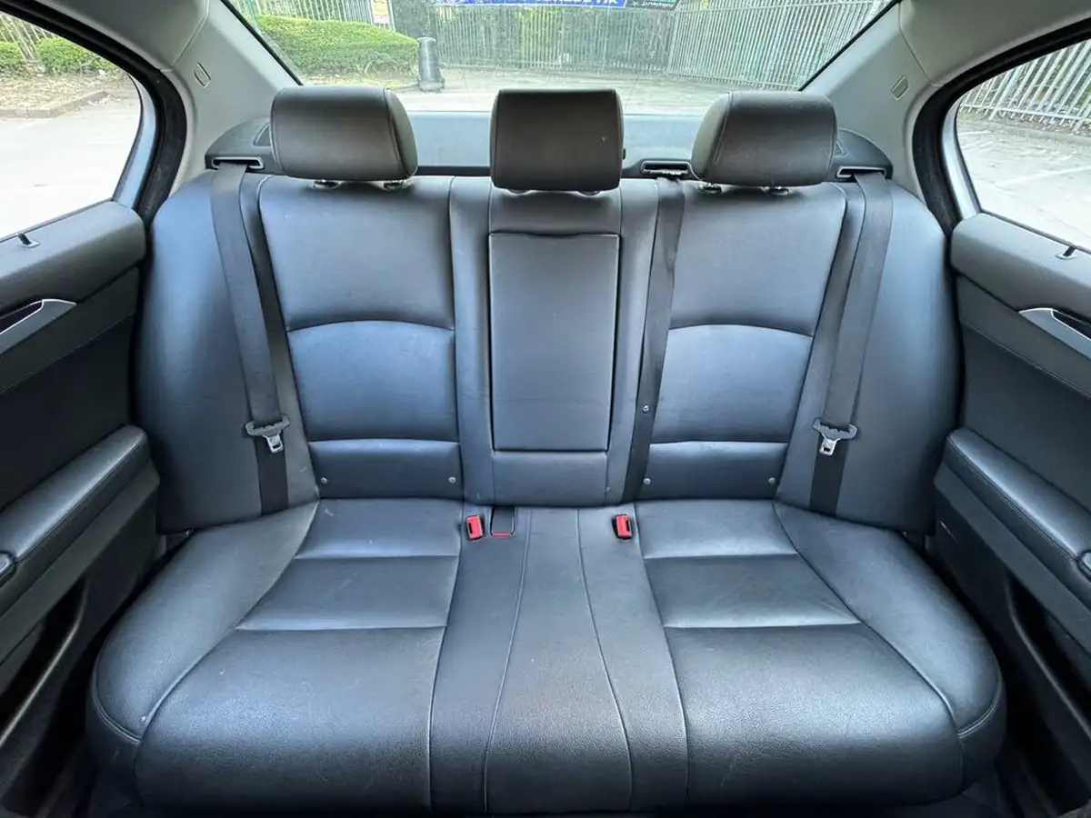 2015-bmw-5-series-20td-520d-se-190bhp-saloon-4d-auto-big-32