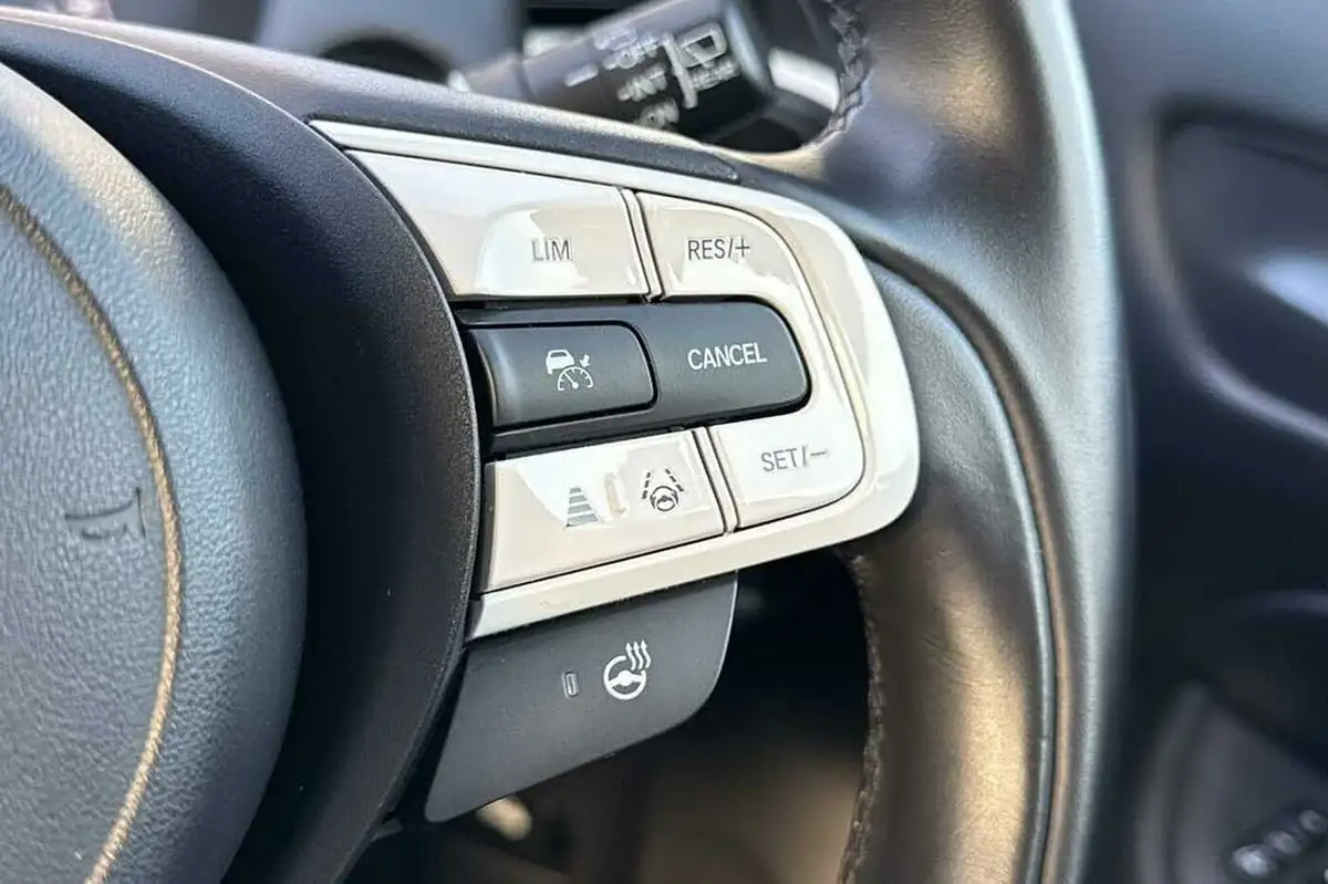 2021-honda-jazz-15-i-mmd-ex-107ps-big-15