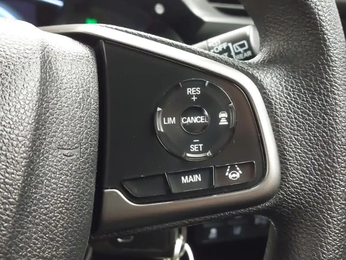 2017-honda-civic-10-vtec-turbo-se-big-18