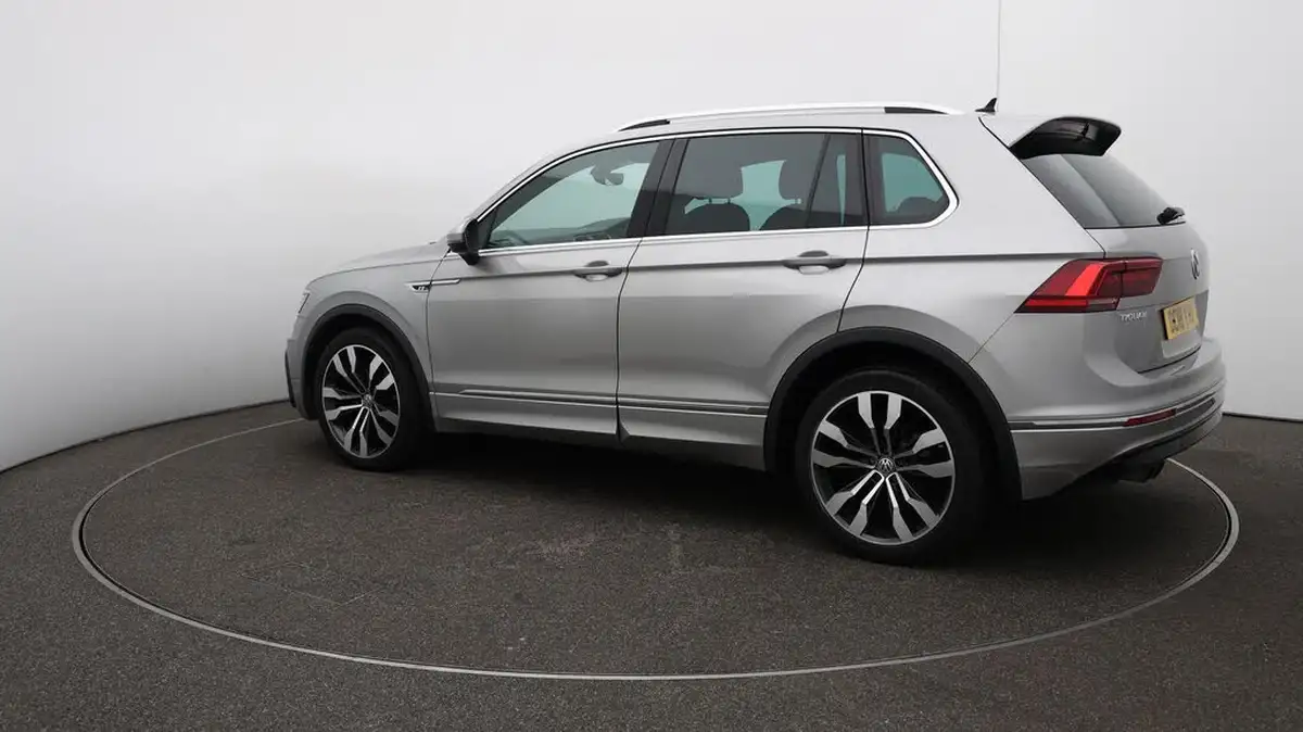 2018-volkswagen-tiguan-20tdi-r-line-150ps-4motion-ss-dsg-big-39