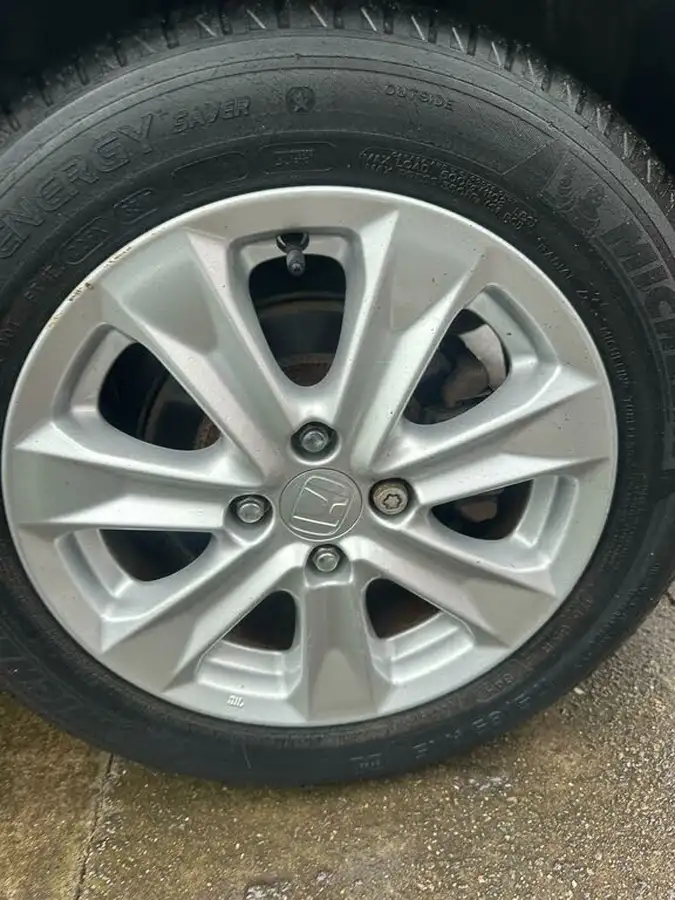 2014-honda-jazz-13-hs-t-big-20