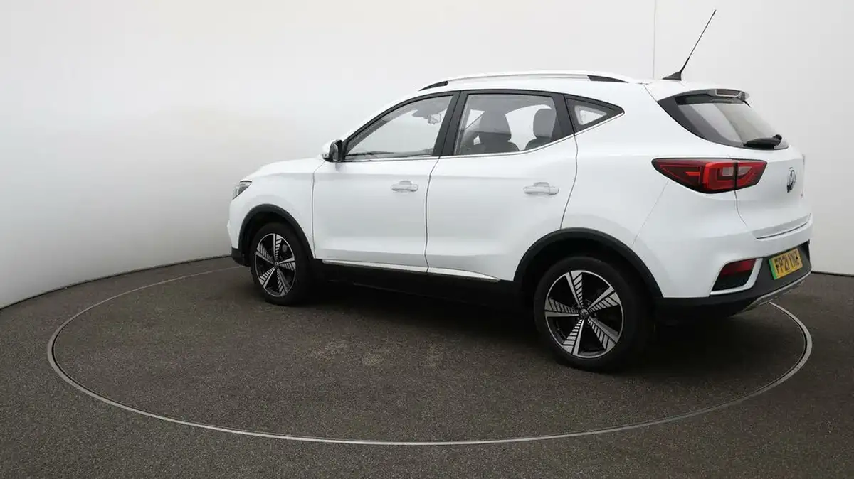 2021-mg-zs-suv-e-exclusive-ev-big-61
