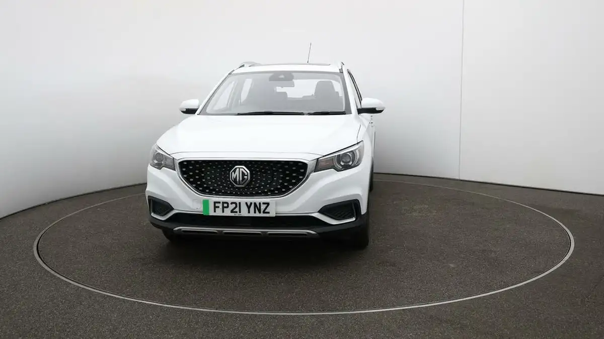 2021-mg-zs-suv-e-exclusive-ev-big-37