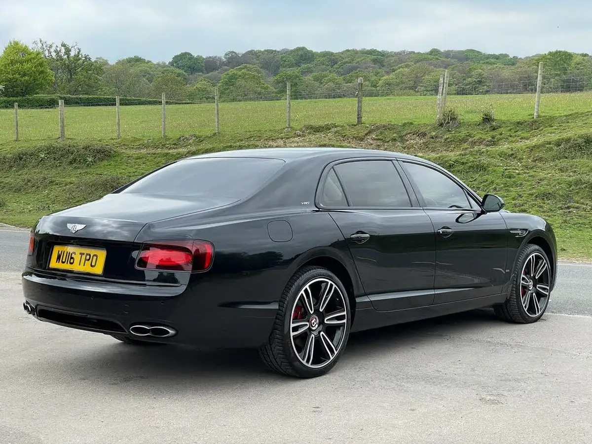 2016-bentley-flying-spur-40-v8-s-big-8
