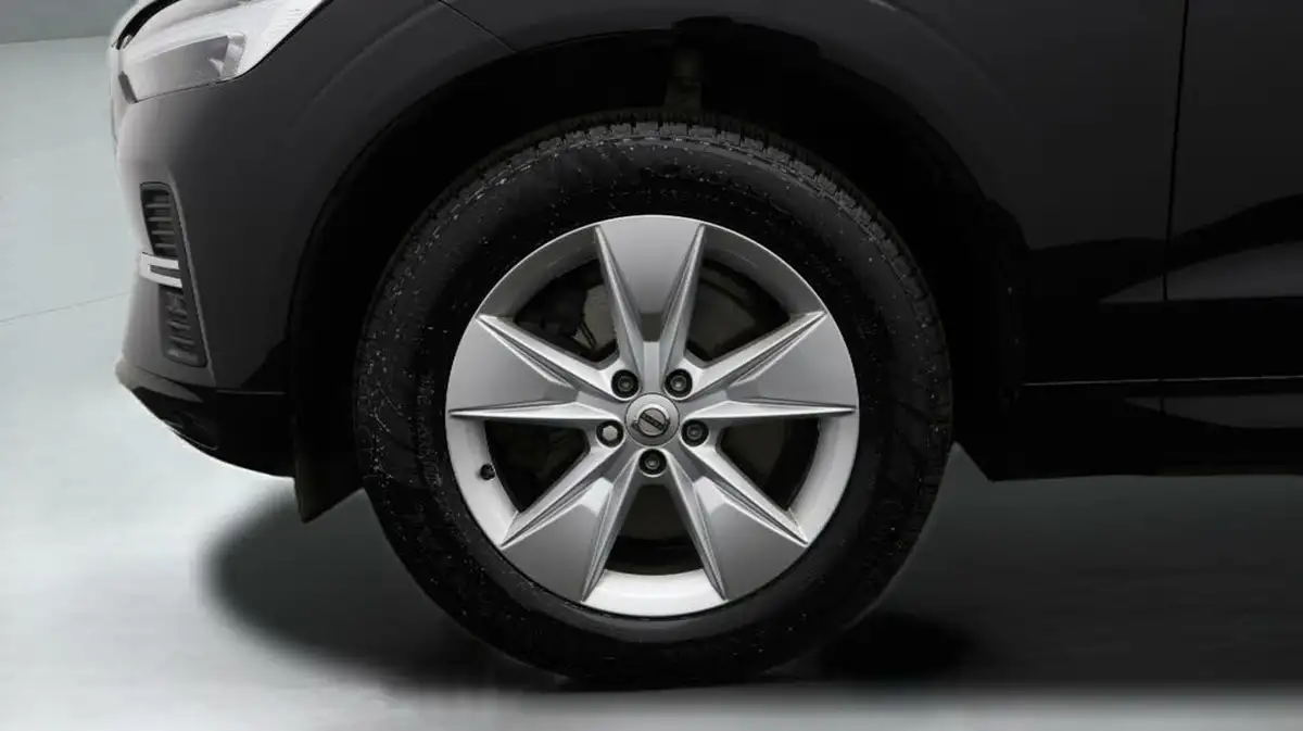 2021-volvo-xc60-20-b5-momentum-big-17