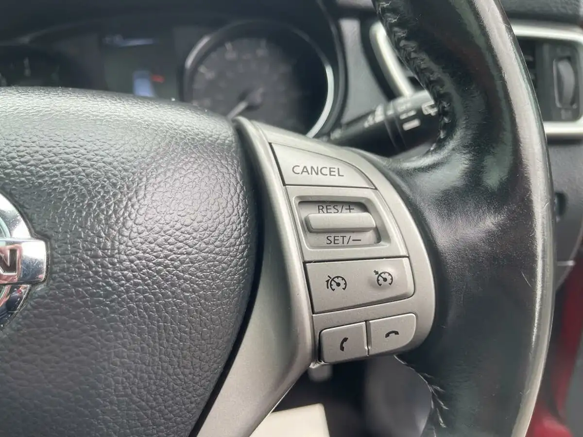 2015-nissan-qashqai-12-n-tec-xtronic-cvt-big-33