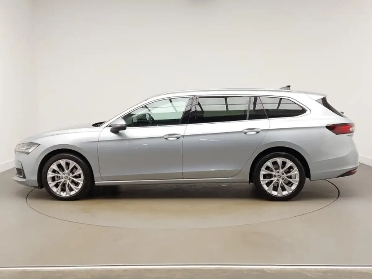 2024-skoda-superb-20tdi-se-l-150ps-scr-estate-dsg-big-3