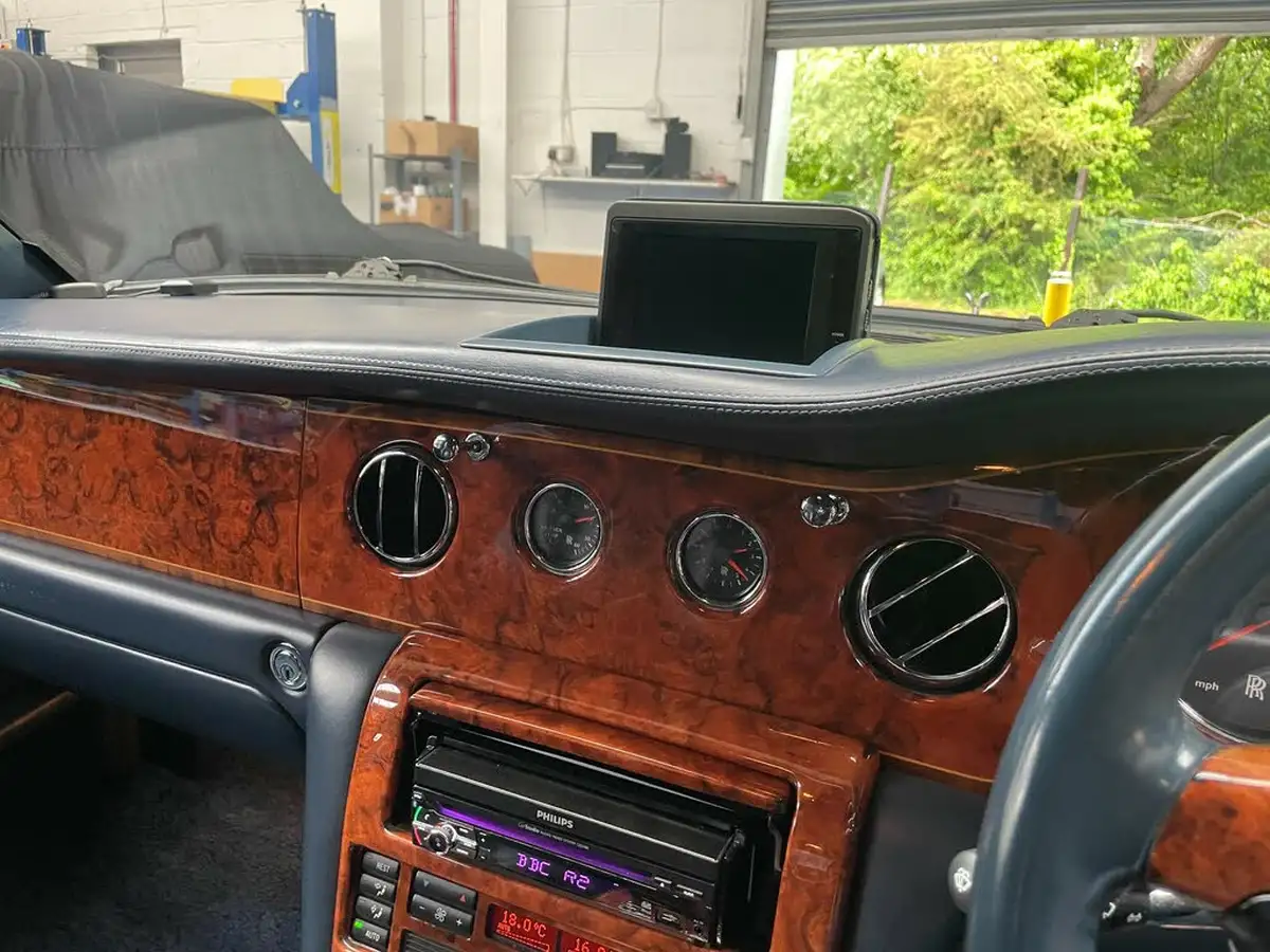 1999-rolls-royce-silver-seraph-54-big-15