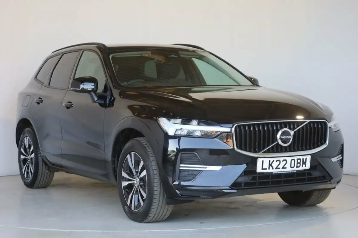 2021-volvo-xc60-20td-b4-momentum-awd-big-19