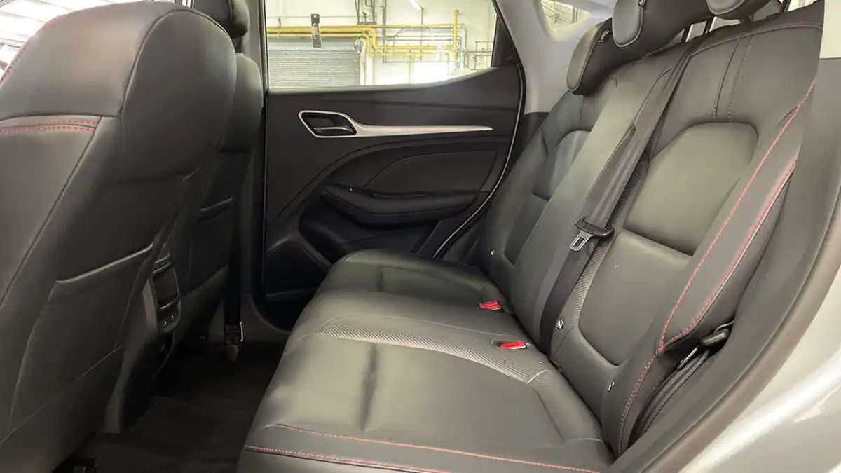 2024-mg-zs-suv-10t-gdi-exclusive-auto-big-13