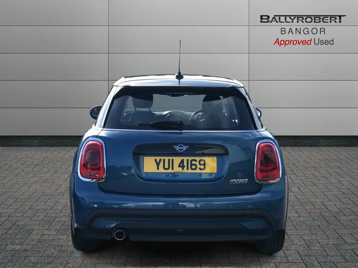 2022-mini-cooper-15-cooper-classic-hatchback-5d-auto-big-10