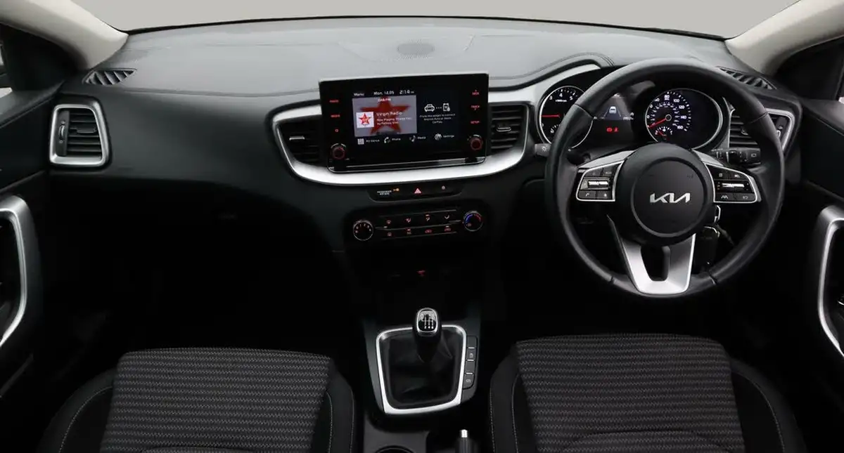 2021-kia-ceed-10-t-gdi-2-hatchback-big-13